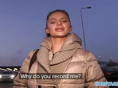 Любителски безплатно порно бг мед тренира гол във фитнеса